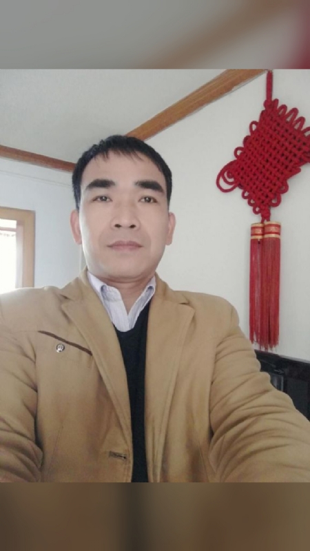 mm的第四张照片--父母相亲团