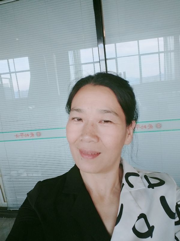 易莲的第一张照片--父母相亲团