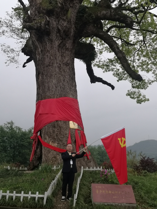 辉辉的第一张照片--父母相亲团