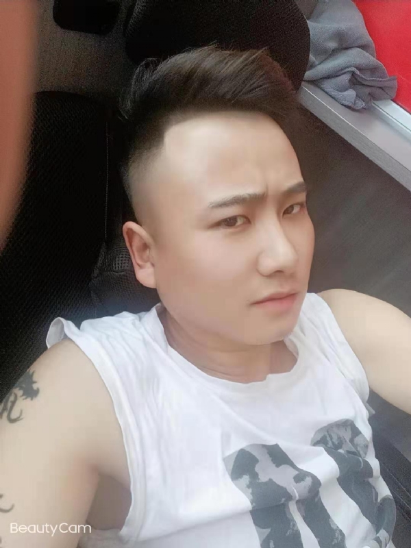 上善若水的第二张照片--父母相亲团