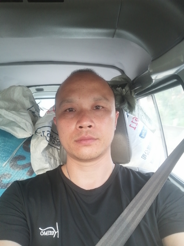 新旺丁的第二张照片--父母相亲团