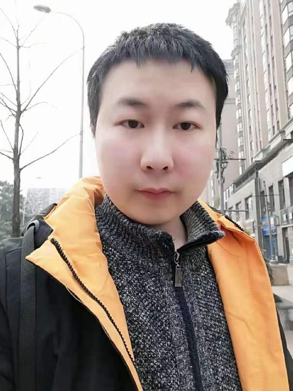李李的第一张照片--父母相亲团