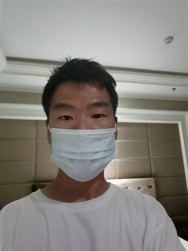 只为你来的第三张照片--父母相亲团