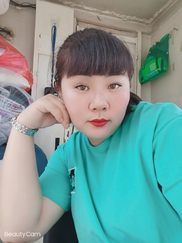 小不点的第一张照片--父母相亲团