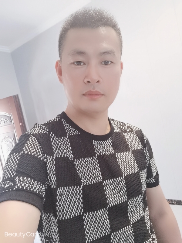 快乐无罪的第二张照片--父母相亲团