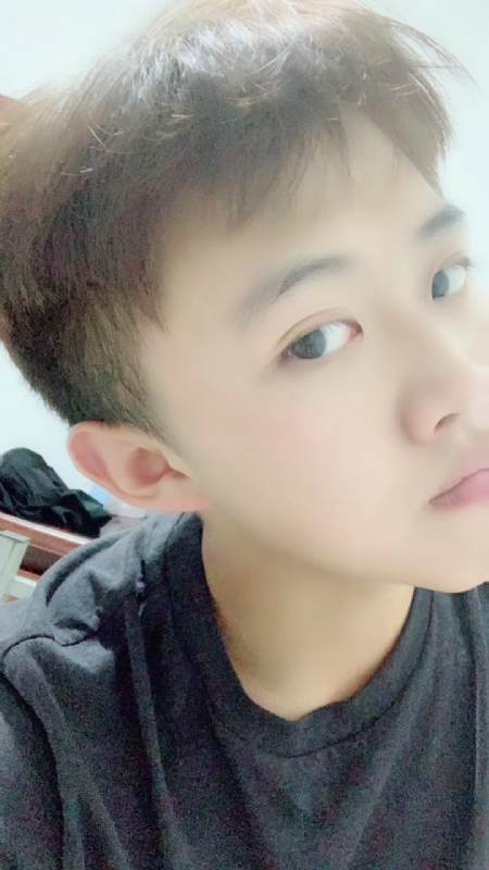 Angle的第二张照片--父母相亲团