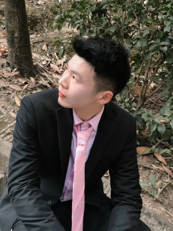 爱因生的第一张照片--父母相亲团