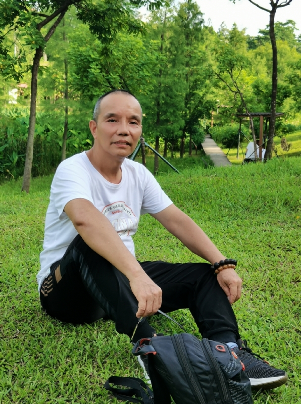 稳重大方的第二张照片--父母相亲团