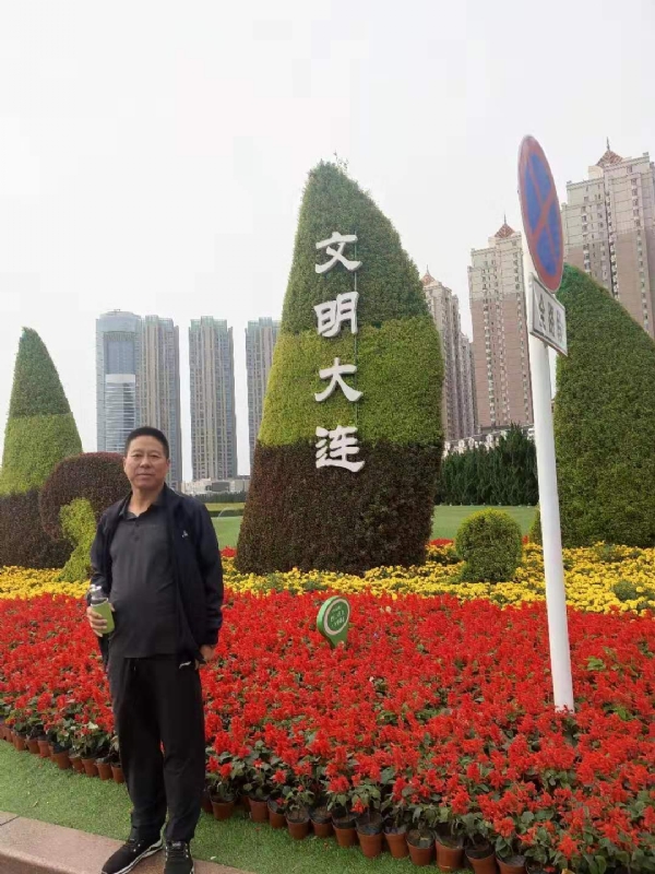 阿华的第一张照片--父母相亲团
