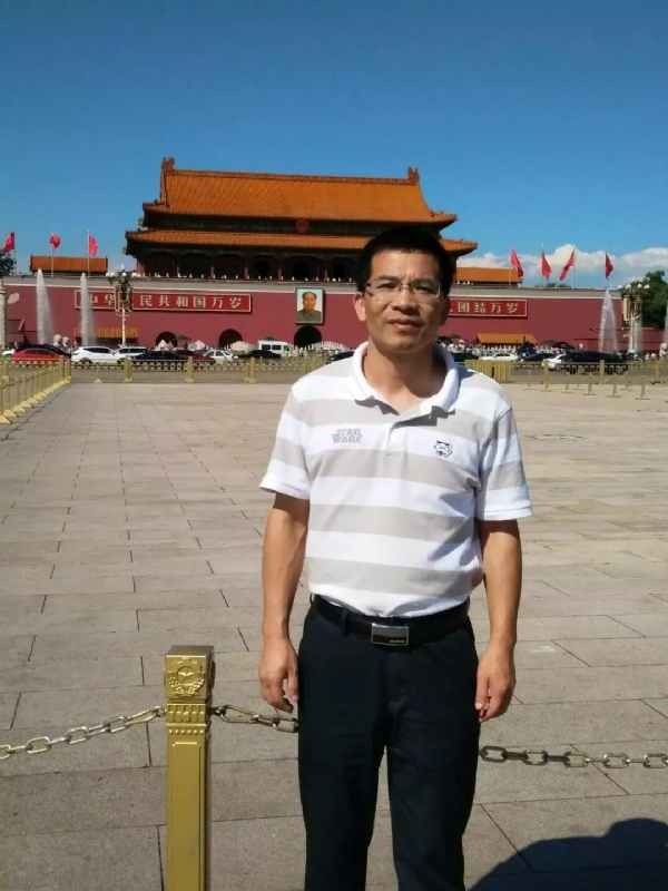 盘古童话的第一张照片--父母相亲团