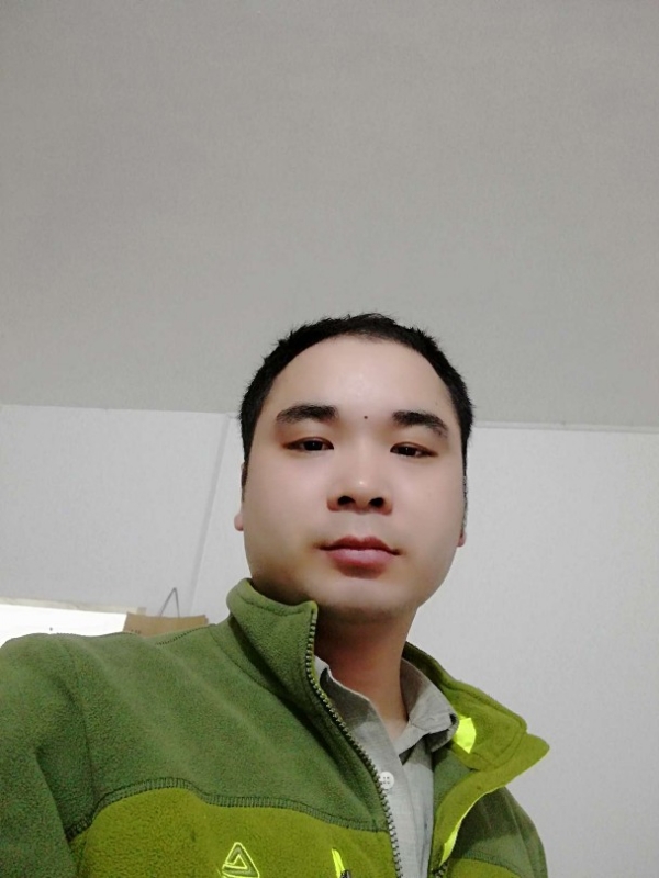 王群松的第一张照片--父母相亲团