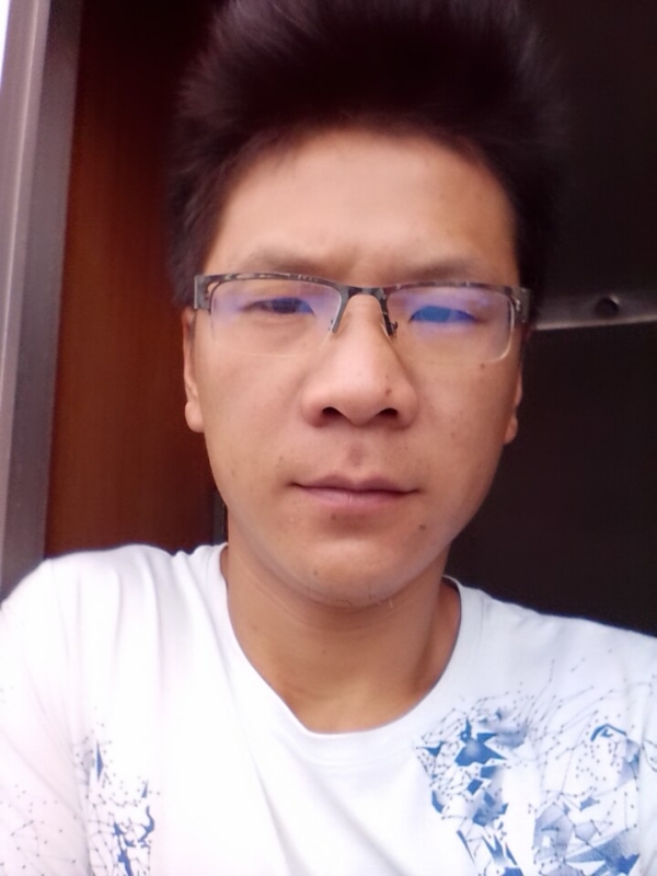听雨的第一张照片--父母相亲团
