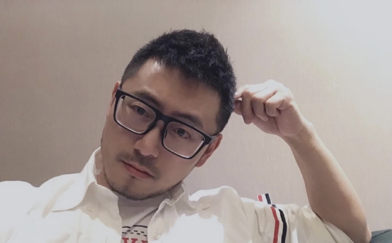 铭哲的第一张照片--父母相亲团