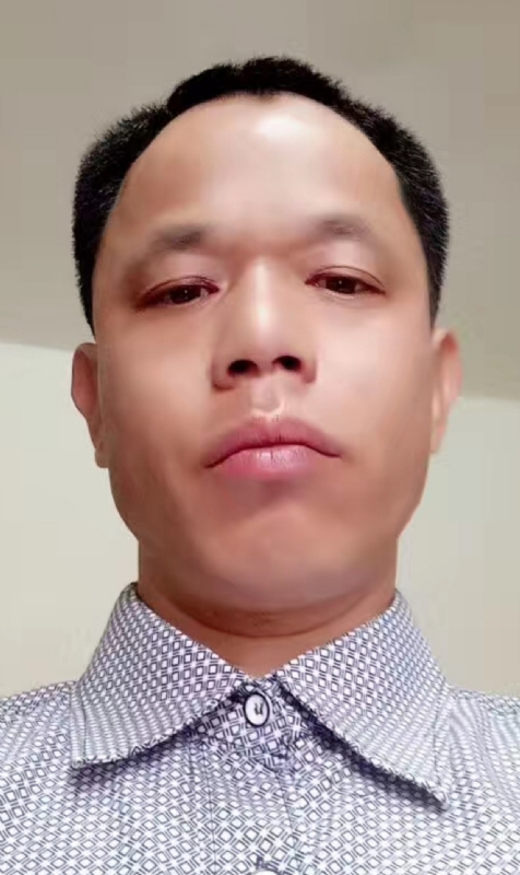 喜欢相亲的第一张照片--父母相亲团