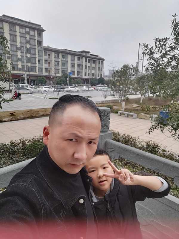 浩瀚宇宙的第一张照片--父母相亲团