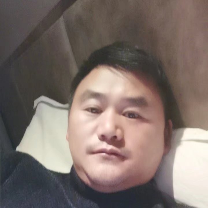 奔跑的第二张照片--父母相亲团