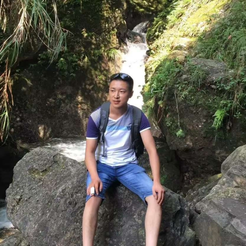 人杰地也灵的第一张照片--父母相亲团