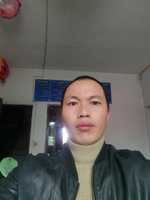 陈前的第一张照片--父母相亲团