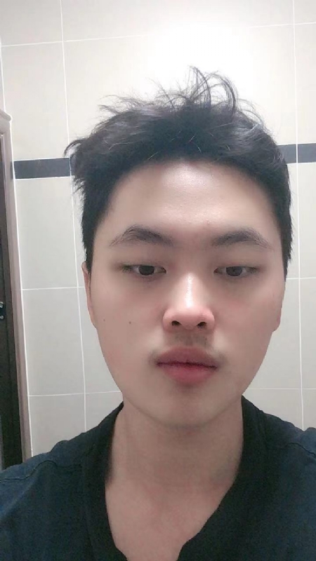 鳴的第一张照片--父母相亲团