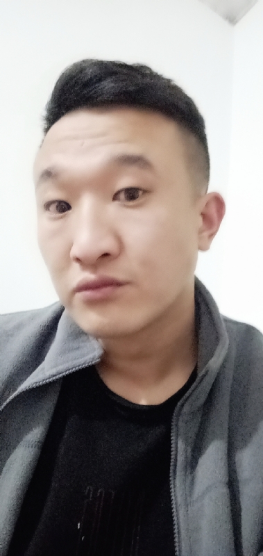远山的第一张照片--父母相亲团