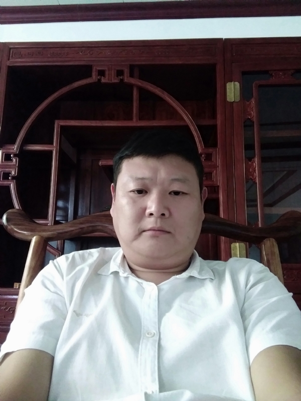 狼图腾的第一张照片--父母相亲团