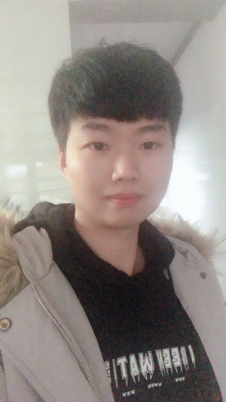 她的第一张照片--父母相亲团