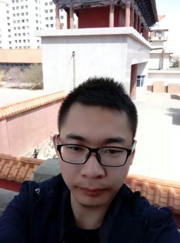 龙在天的第一张照片--父母相亲团