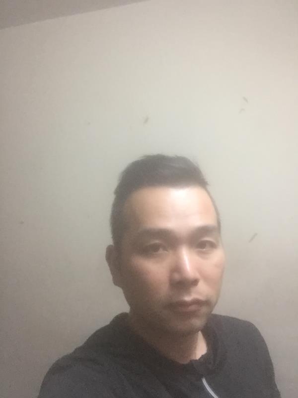 俊君的第一张照片--父母相亲团