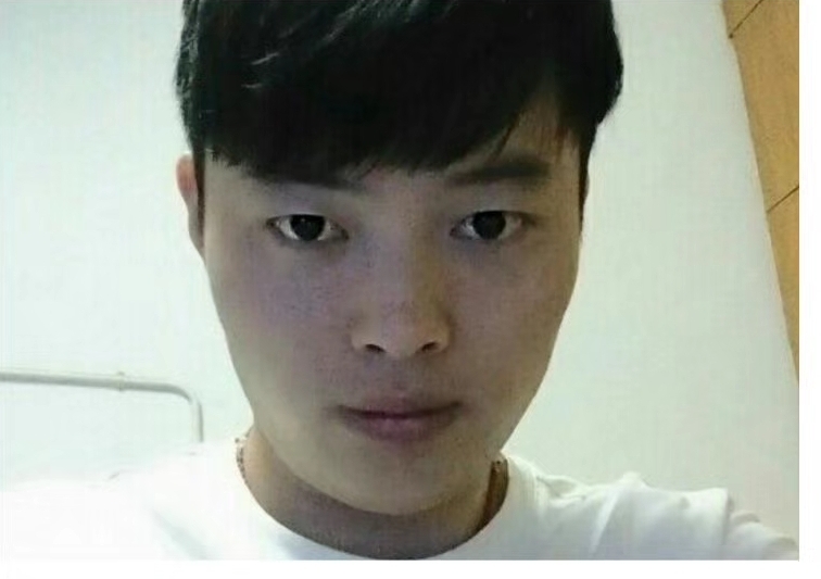 小张哥哥的第一张照片--父母相亲团