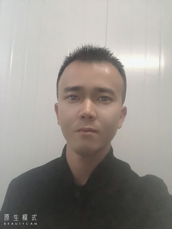 壮飞的第一张照片--父母相亲团