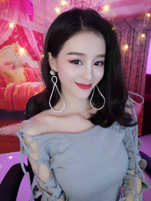 Cici的第三张照片--父母相亲团