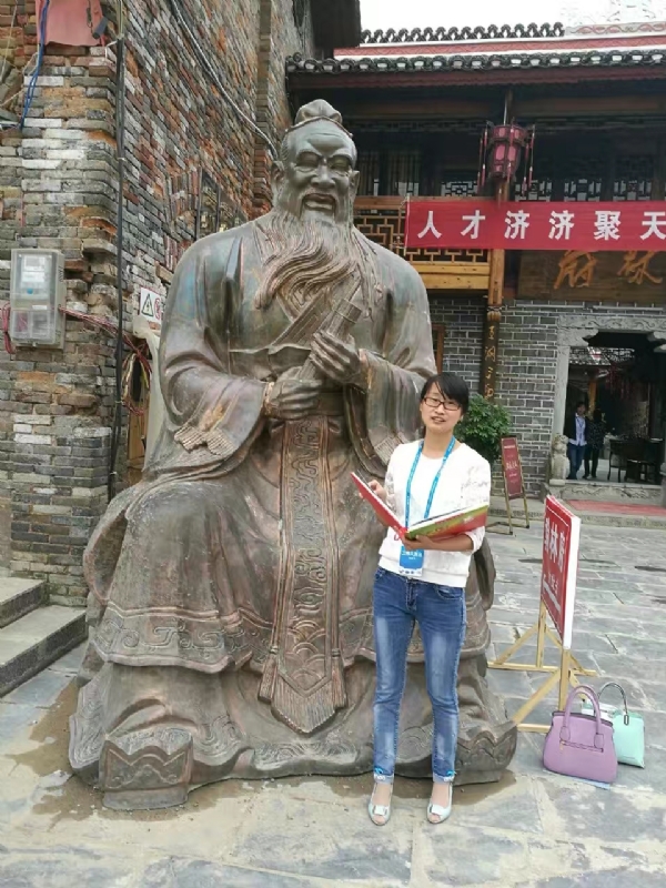 过眼云烟的第四张照片--父母相亲团