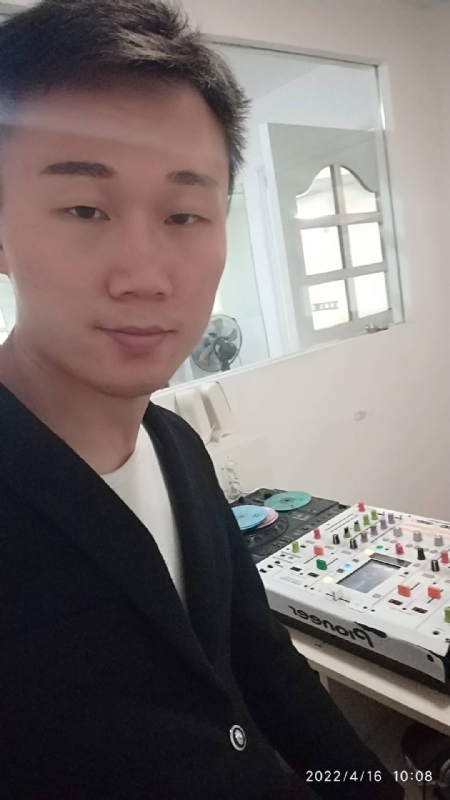 林锋的第四张照片--父母相亲团