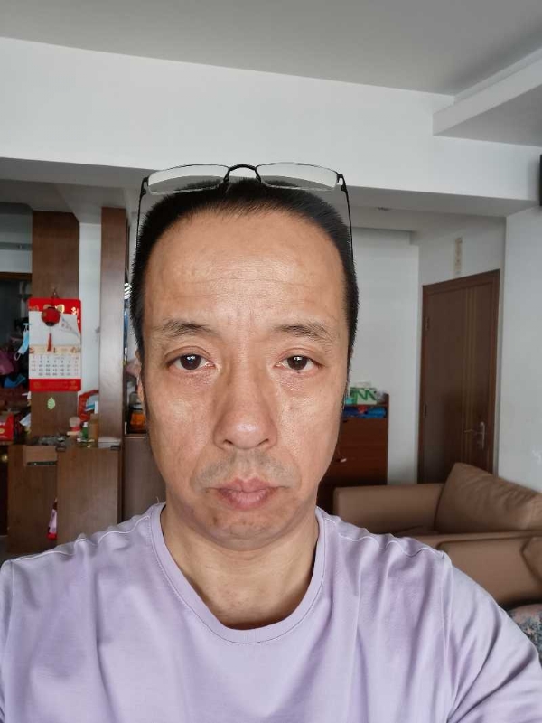 萨博的第一张照片--父母相亲团