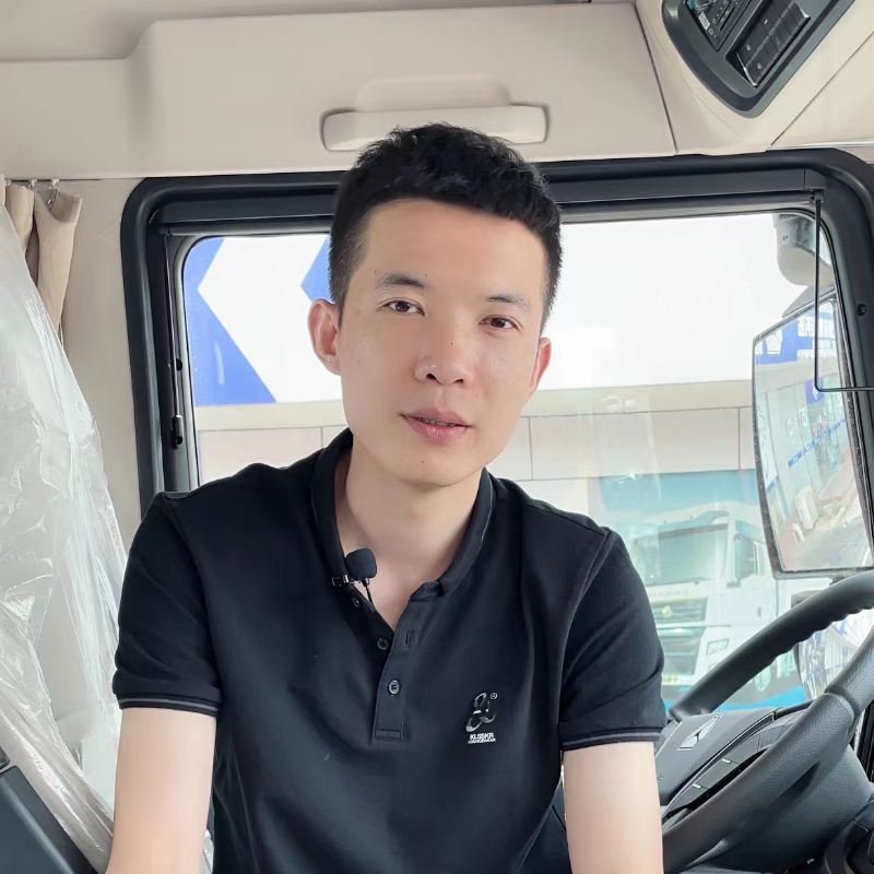 胡一凡的第一张照片--父母相亲团