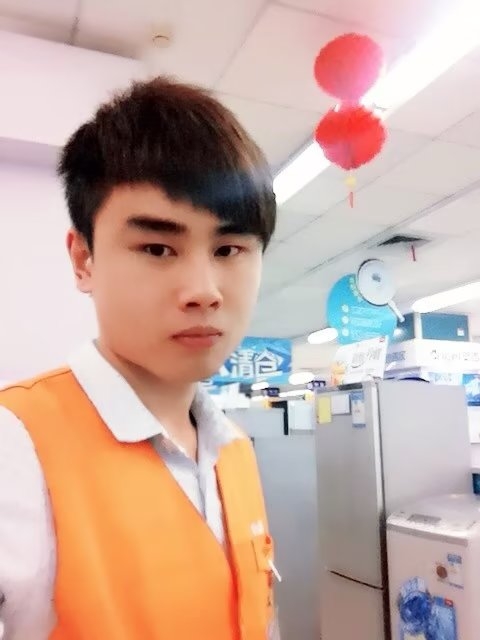 罗自强的第一张照片--父母相亲团