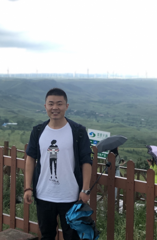 福鑫来的第一张照片--父母相亲团