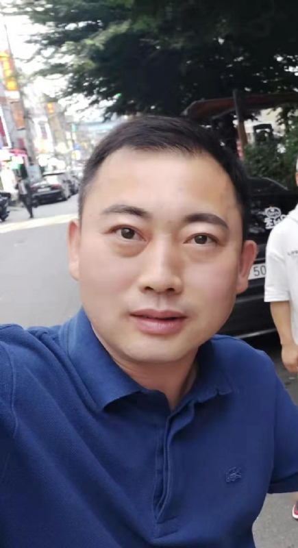 李龙的第一张照片--父母相亲团