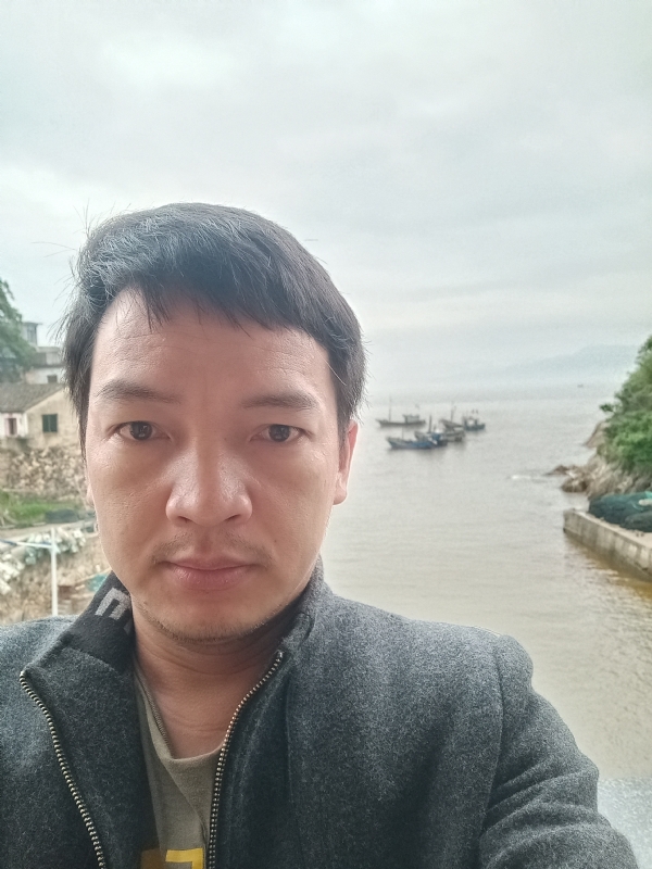 啊亮的第一张照片--父母相亲团