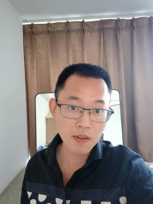 lips11的第一张照片--父母相亲团