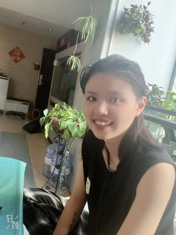 阿婷的第二张照片--父母相亲团