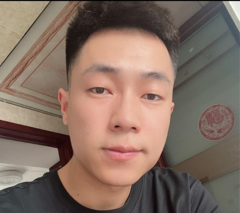 句号的第一张照片--父母相亲团