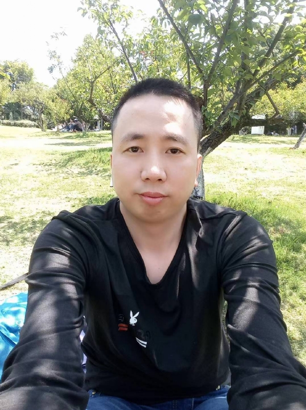 大图图的第一张照片--父母相亲团