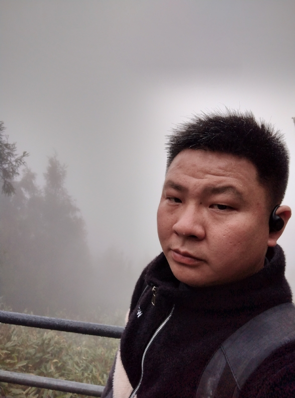 何何何的第一张照片--父母相亲团