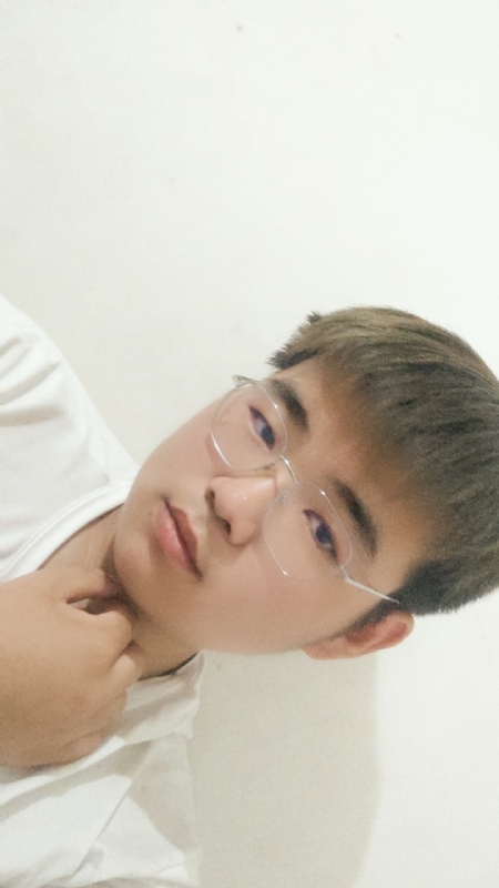 晚晚的第一张照片--父母相亲团