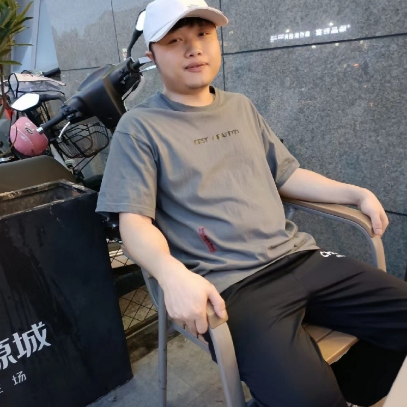 风吹半夏的第一张照片--父母相亲团
