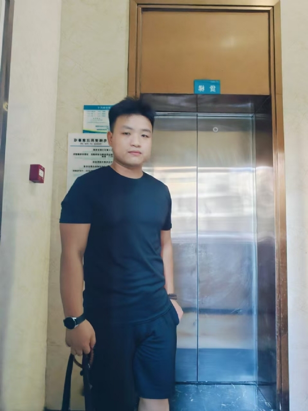 JCY的第一张照片--父母相亲团