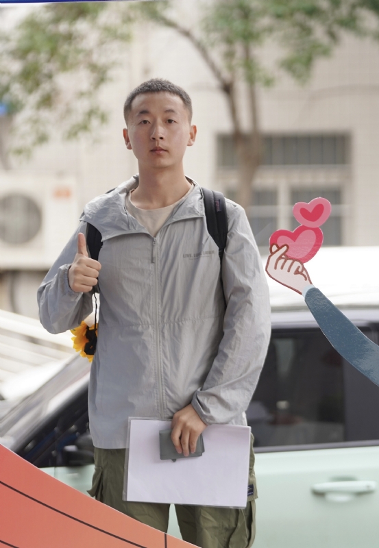 当下的第一张照片--父母相亲团