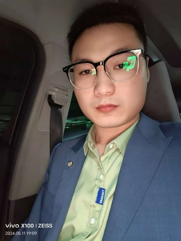 东东的第二张照片--父母相亲团