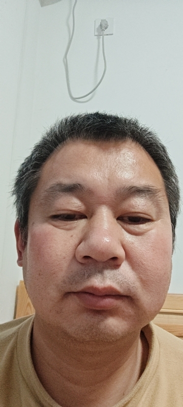 龙万的第一张照片--父母相亲团